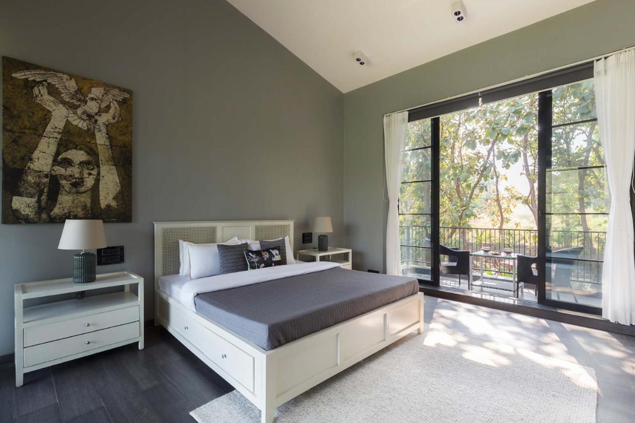 Stayvista At The Charcoal Villa Luxury Collection آليباغ المظهر الخارجي الصورة