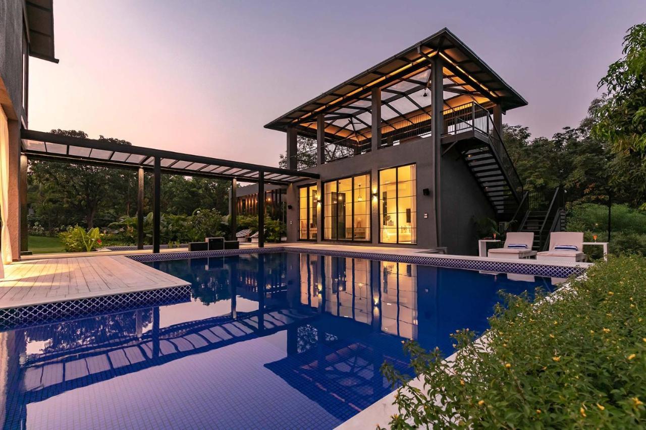 Stayvista At The Charcoal Villa Luxury Collection آليباغ المظهر الخارجي الصورة